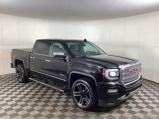 2018 GMC Sierra 1500 Denali — photo 1 of 13