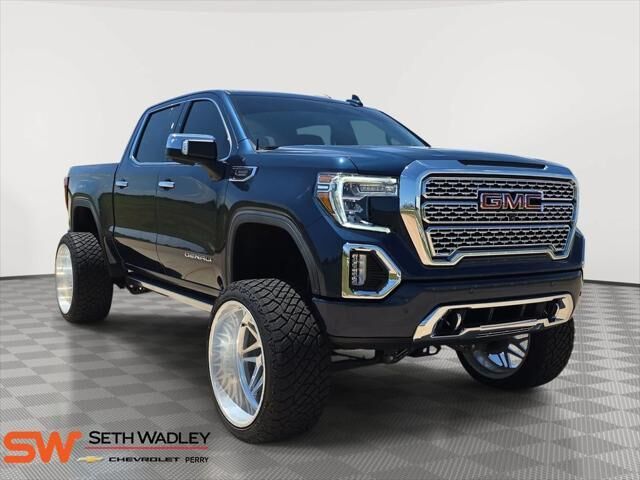 2021 GMC Sierra 1500 Denali — photo 1 of 13