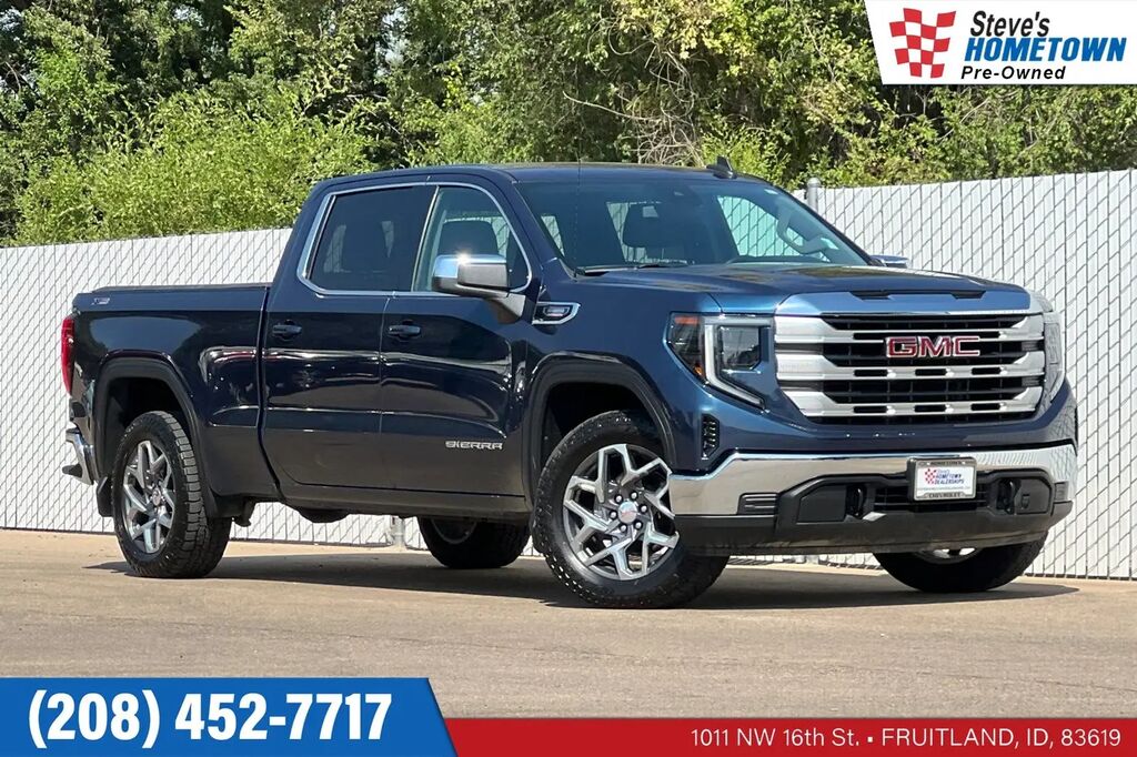2022 GMC Sierra 1500 SLE — photo 1 of 1