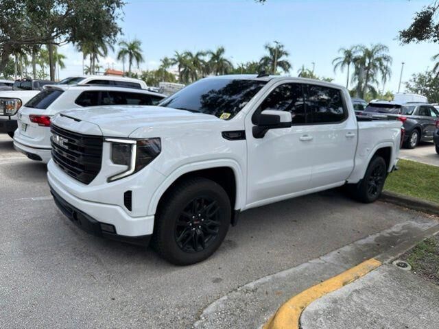 2025 GMC Sierra 1500 Elevation — photo 1 of 10
