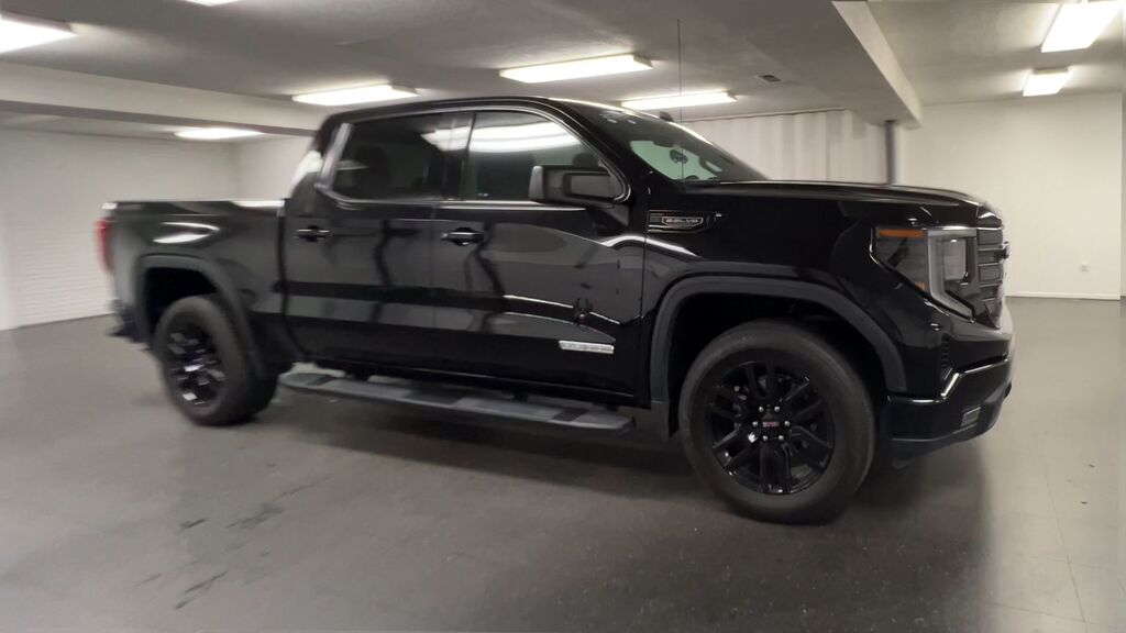2025 GMC Sierra 1500 Elevation — photo 1 of 7