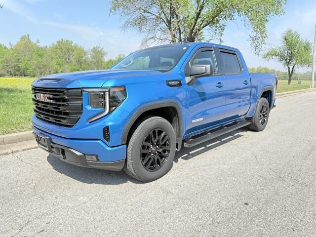 2024 GMC Sierra 1500 Elevation