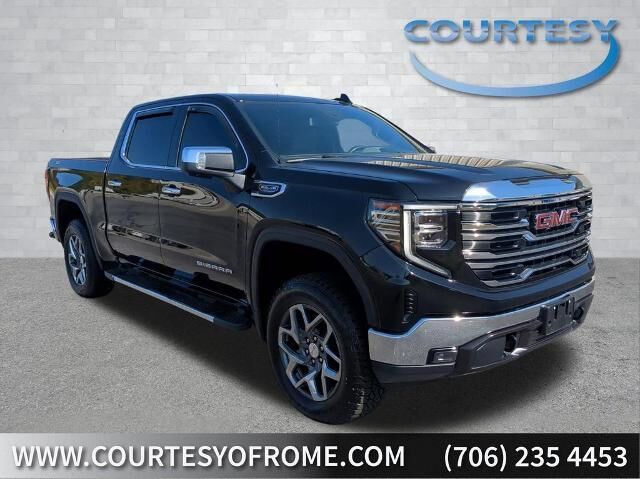 2022 GMC Sierra 1500 SLT — photo 1 of 13