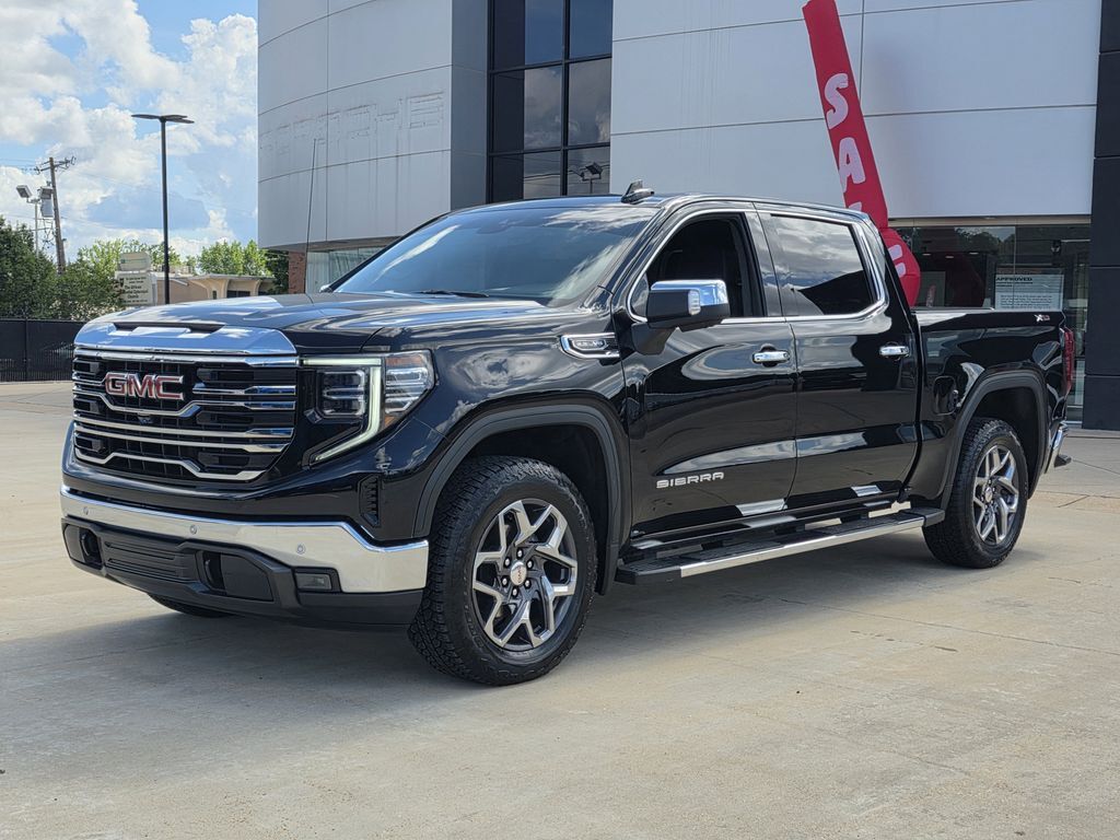 2024 GMC Sierra 1500 SLT — photo 1 of 13