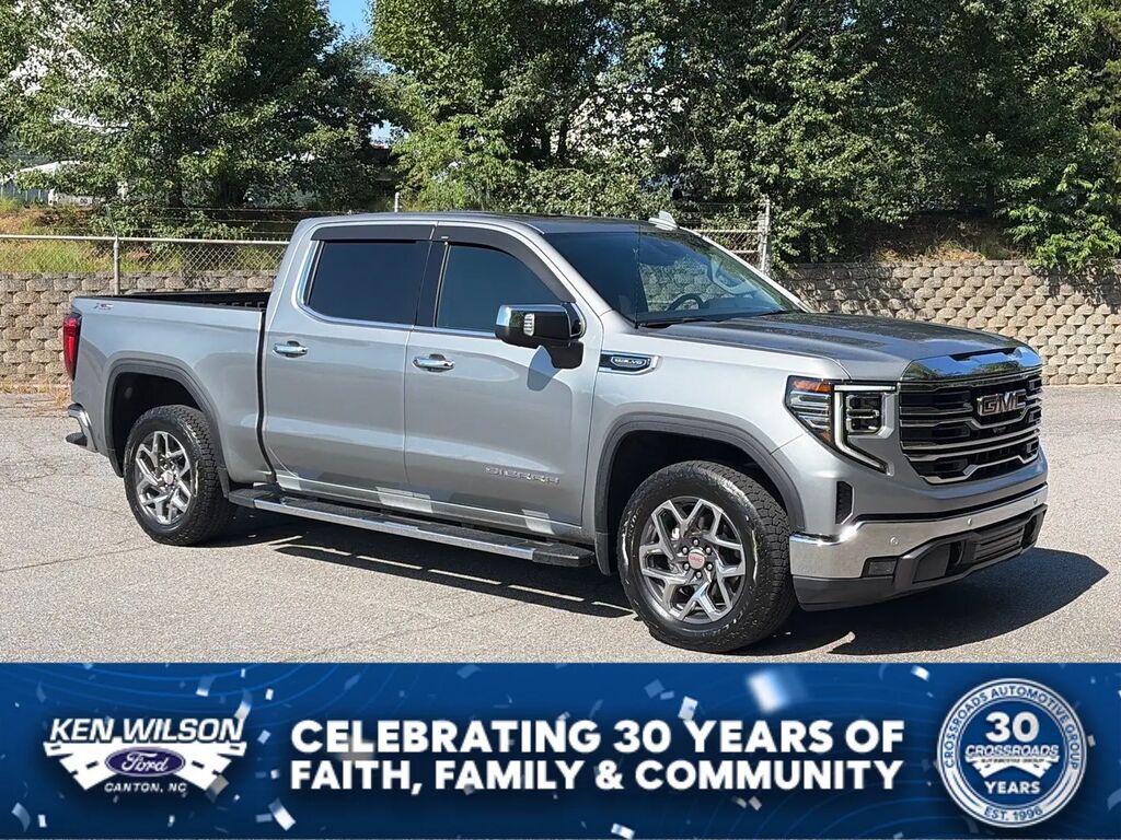 2024 GMC Sierra 1500 SLT — photo 1 of 13