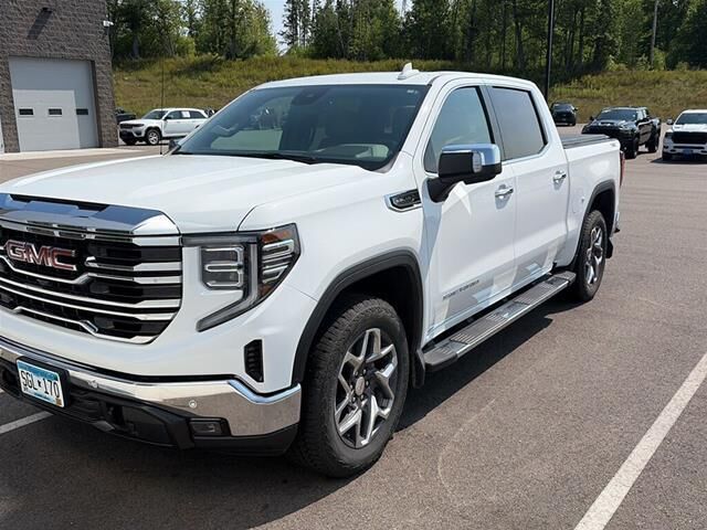 2025 GMC Sierra 1500 SLT — photo 1 of 13