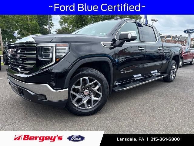 2022 GMC Sierra 1500 SLT