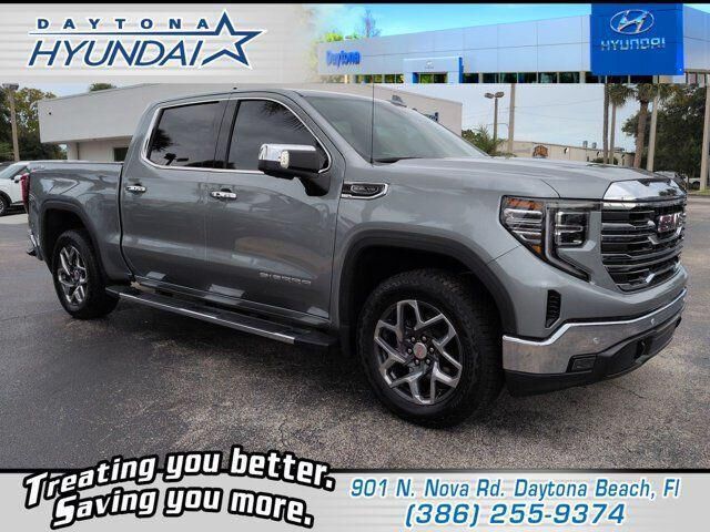 2024 GMC Sierra 1500 SLT — photo 1 of 2