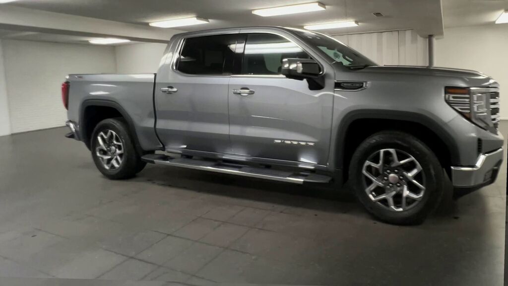 2023 GMC Sierra 1500 SLT — photo 1 of 7