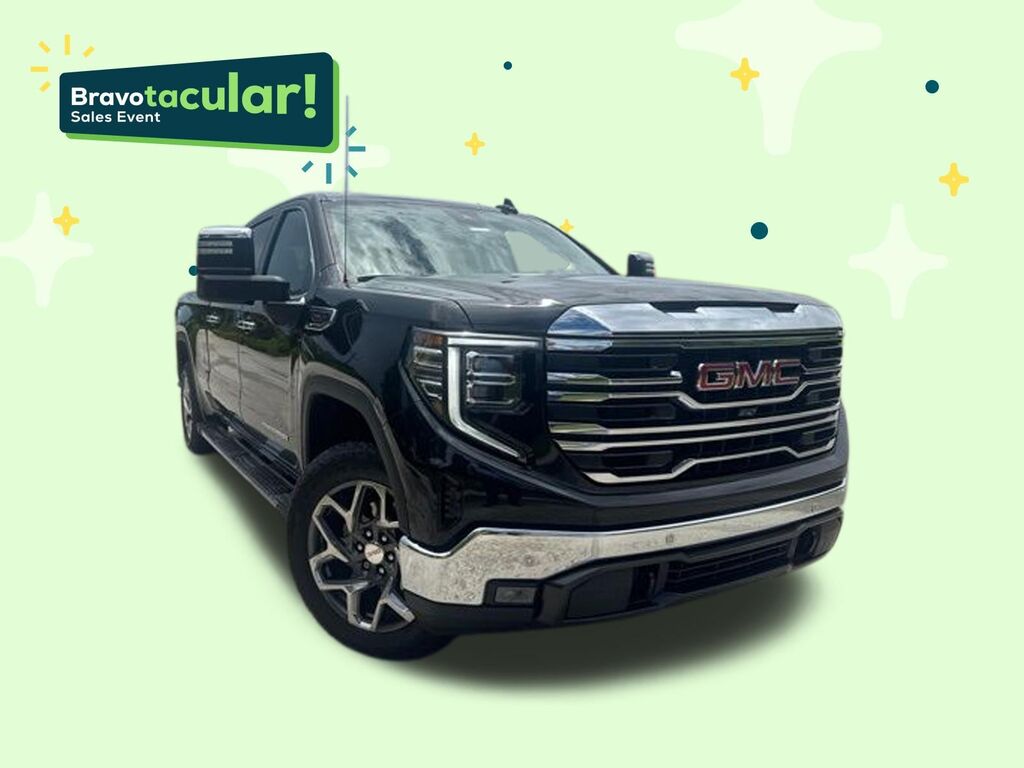 2023 GMC Sierra 1500 SLT — photo 1 of 4