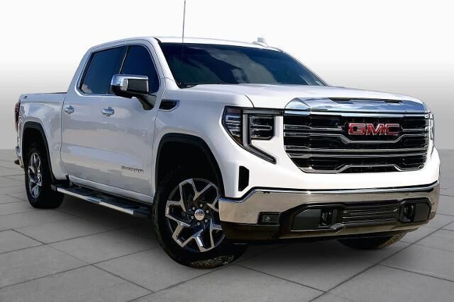 2023 GMC Sierra 1500 SLT — photo 1 of 11