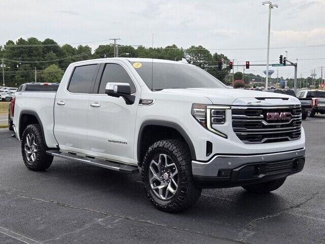2022 GMC Sierra 1500 SLT