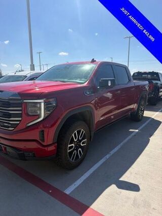 2023 GMC Sierra 1500 AT4