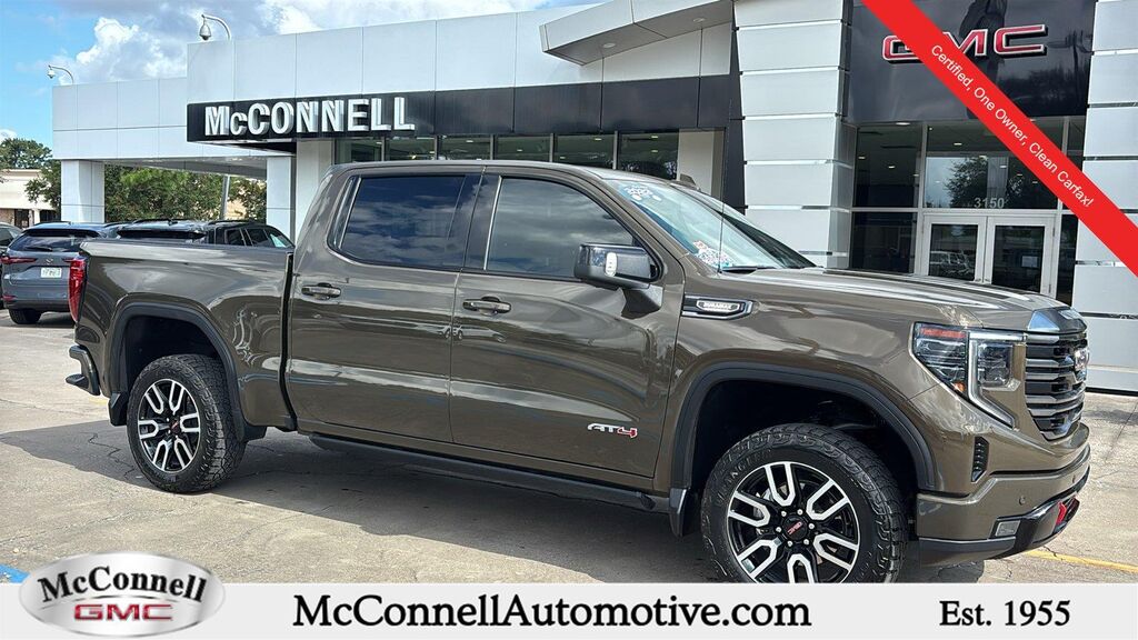 2023 GMC Sierra 1500 AT4 — photo 1 of 12