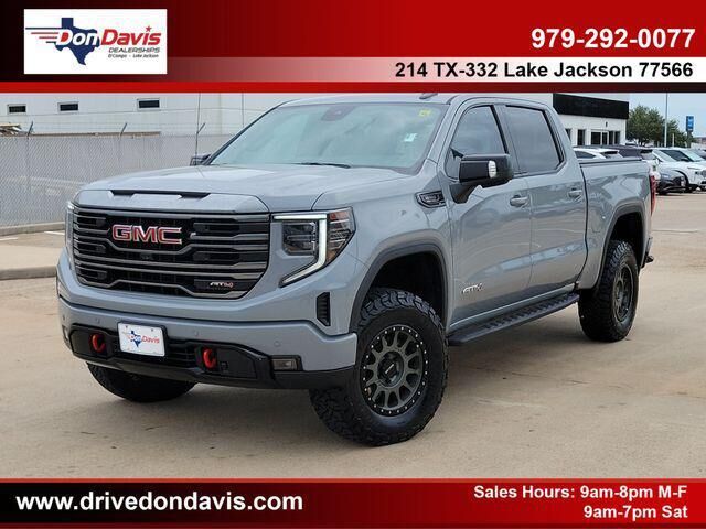 2024 GMC Sierra 1500 AT4