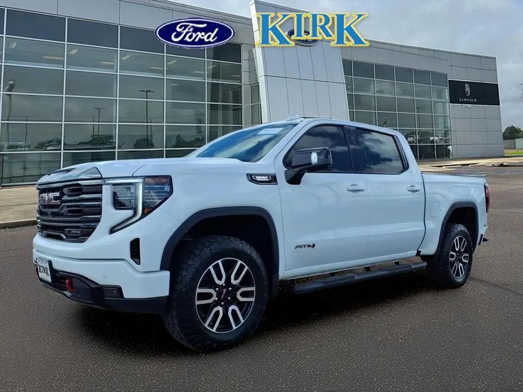2024 GMC Sierra 1500 AT4 — photo 1 of 13