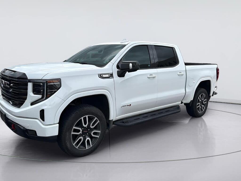 2025 GMC Sierra 1500 AT4 — photo 1 of 1