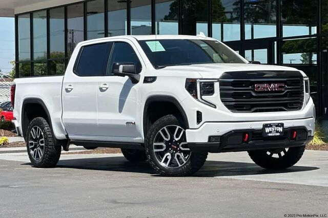 2025 GMC Sierra 1500 AT4