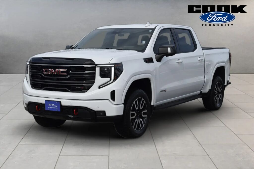 2025 GMC Sierra 1500 AT4 — photo 1 of 13