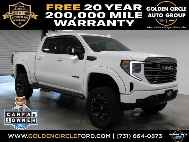 2023 GMC Sierra 1500 AT4