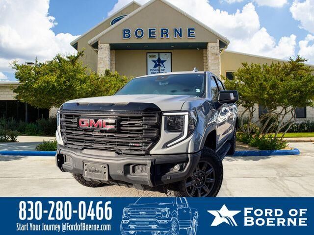 2025 GMC Sierra 1500 AT4X