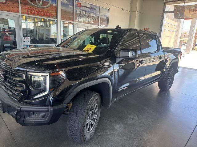 2024 GMC Sierra 1500 AT4X