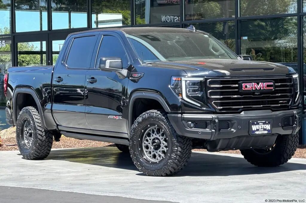2024 GMC Sierra 1500 AT4X — photo 1 of 13