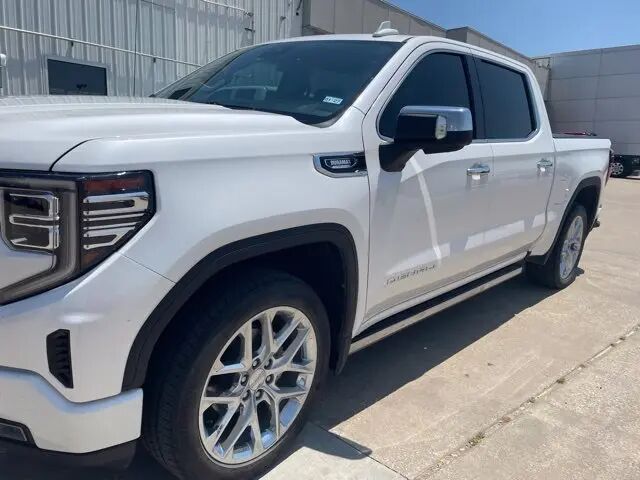 2023 GMC Sierra 1500 Denali — photo 1 of 13