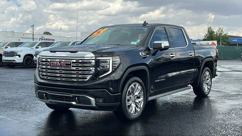 2024 GMC Sierra 1500 Denali — photo 1 of 13