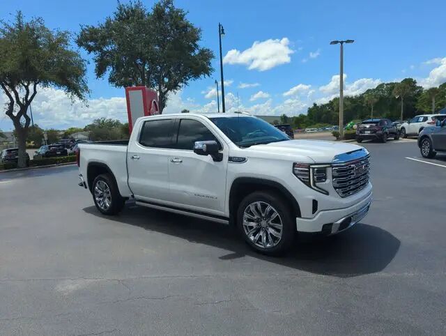 2023 GMC Sierra 1500 Denali — photo 1 of 10