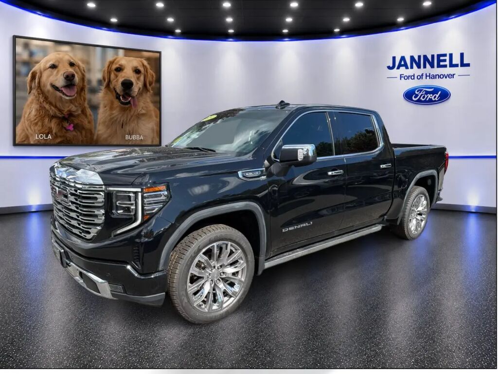 2024 GMC Sierra 1500 Denali — photo 1 of 11