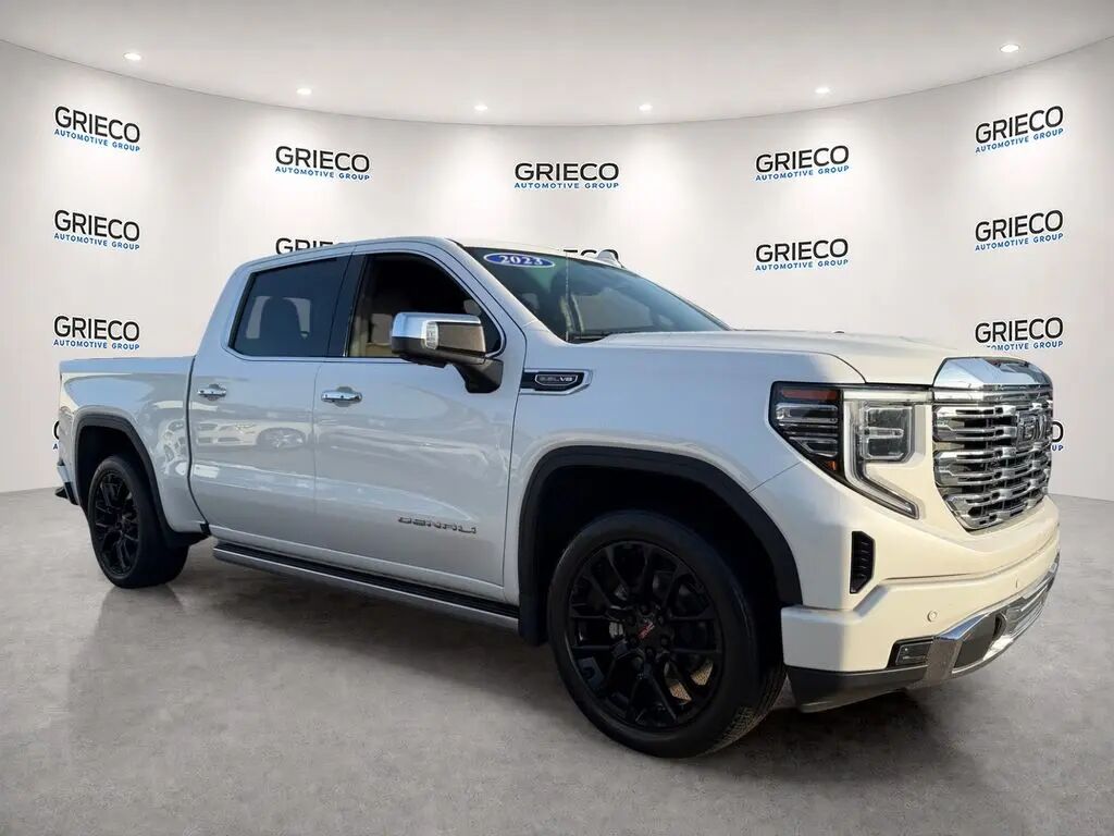 2023 GMC Sierra 1500 Denali — photo 1 of 13