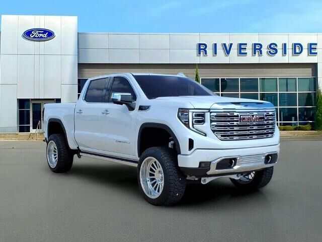2022 GMC Sierra 1500 Denali — photo 1 of 1