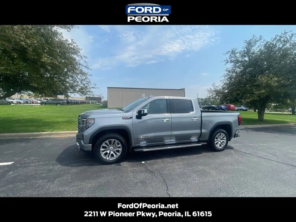2025 GMC Sierra 1500 Denali — photo 1 of 11