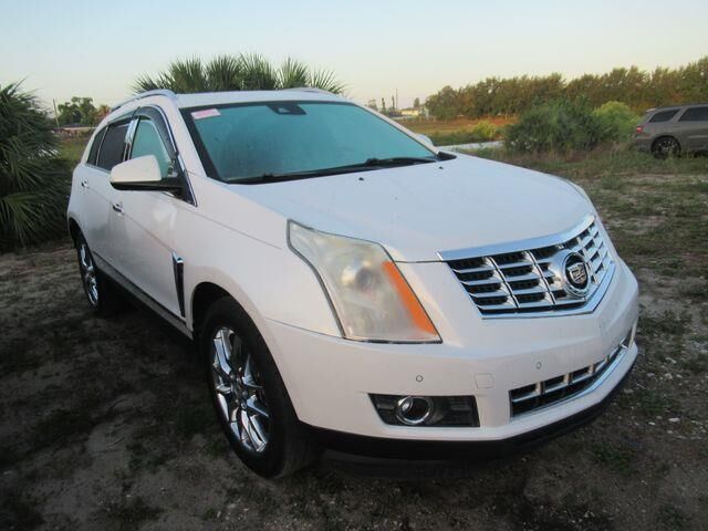 2015 Cadillac SRX Performance Collection — photo 1 of 13