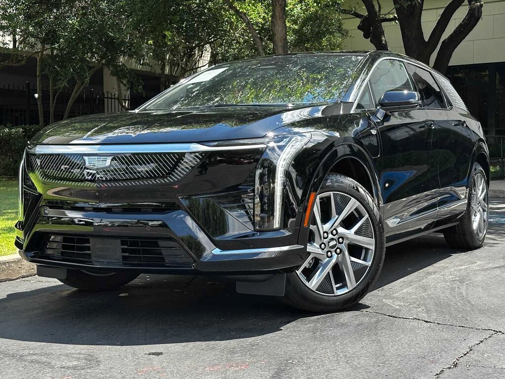 2026 Cadillac OPTIQ — photo 1 of 7