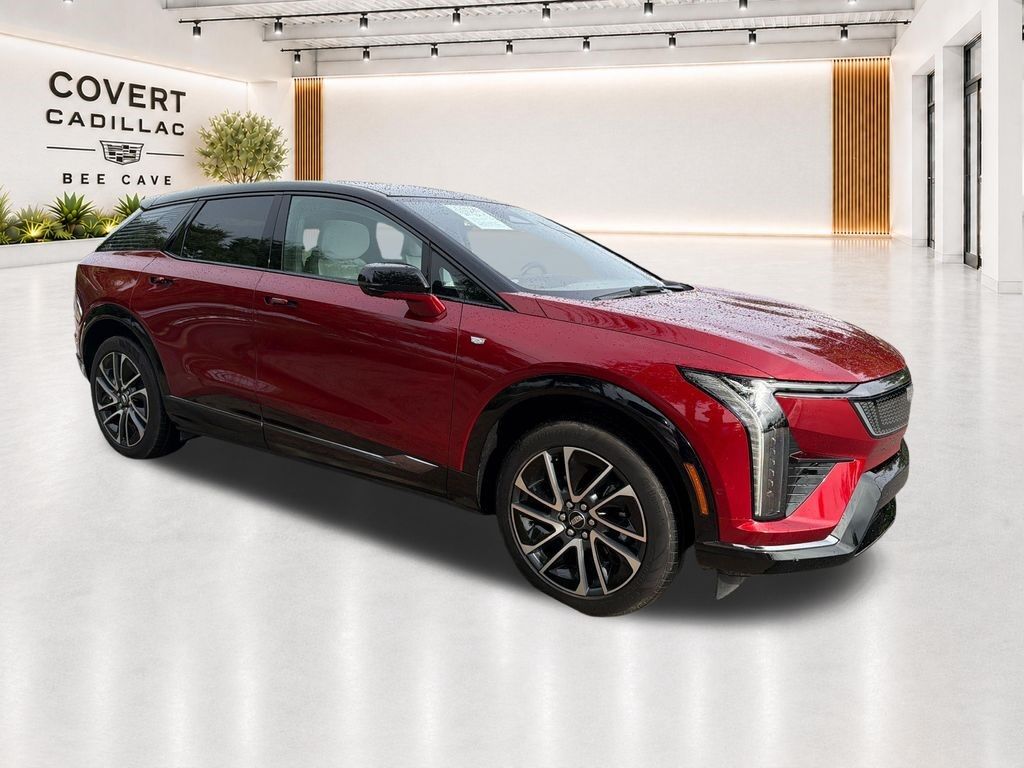 2025 Cadillac OPTIQ — photo 1 of 6