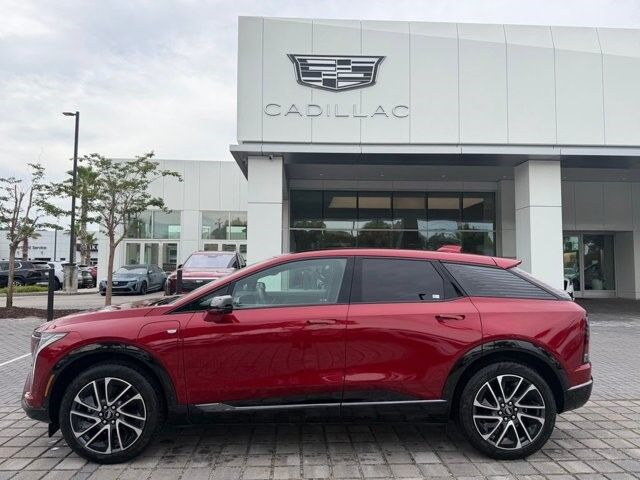 2025 Cadillac OPTIQ