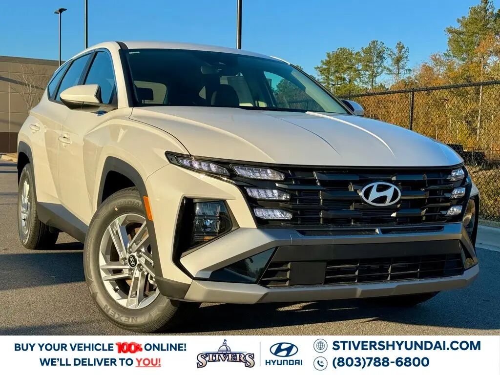 2025 Hyundai TUCSON SE — photo 1 of 13
