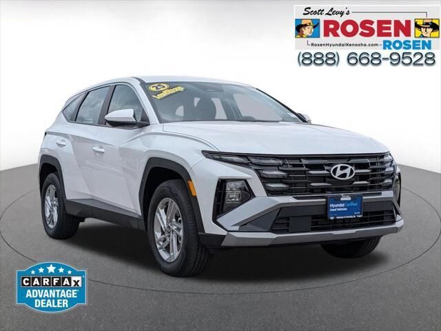 2025 Hyundai TUCSON SE