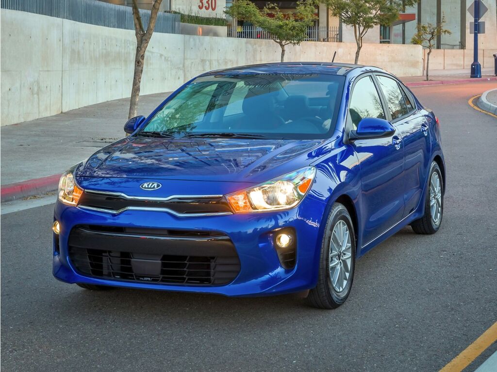 2019 Kia Rio S — photo 1 of 13