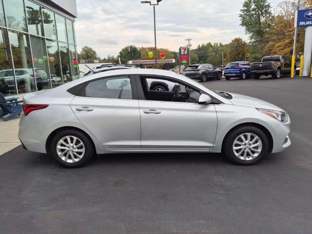 2020 Hyundai ACCENT SE