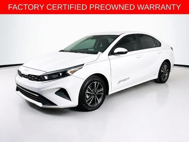2024 Kia Forte LXS — photo 1 of 6