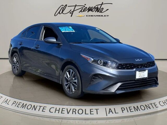 2024 Kia Forte LX