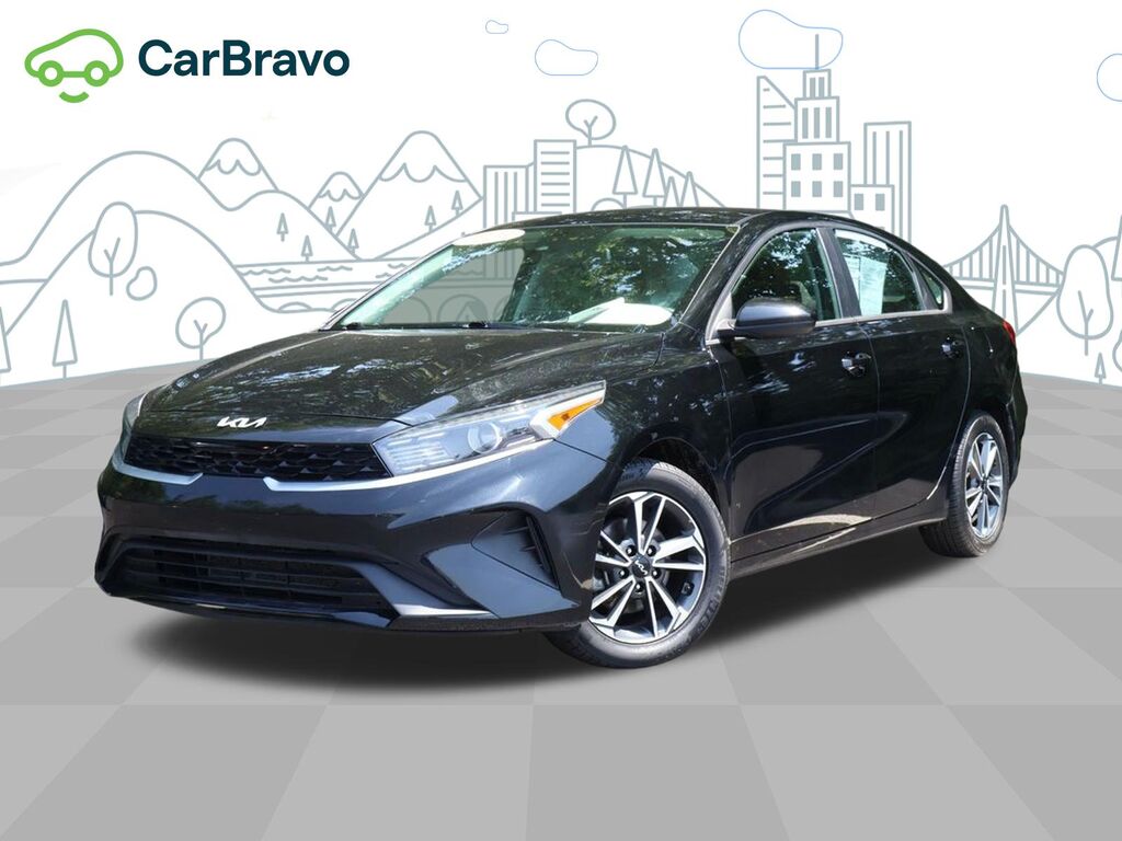 2024 Kia Forte LXS — photo 1 of 7