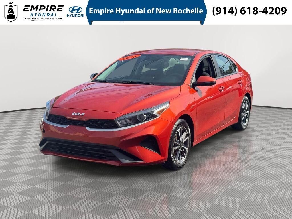 2023 Kia Forte LXS — photo 1 of 13