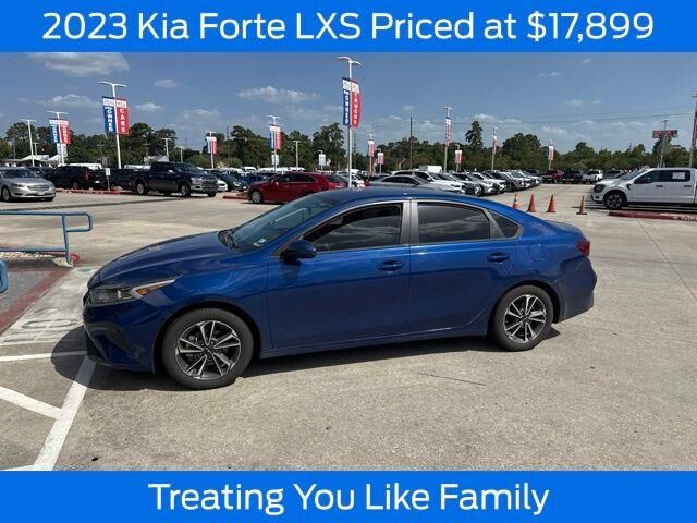 2023 Kia Forte LXS