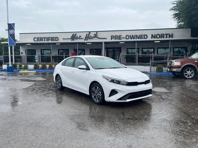 2024 Kia Forte LXS — photo 1 of 8