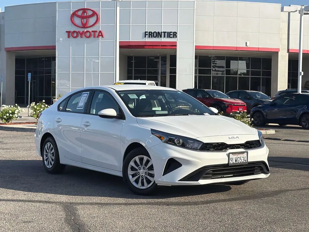 2024 Kia Forte LX