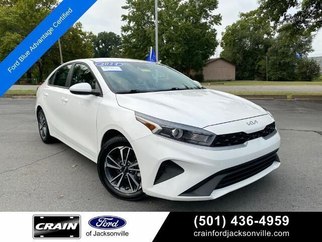 2024 Kia Forte LXS — photo 1 of 13